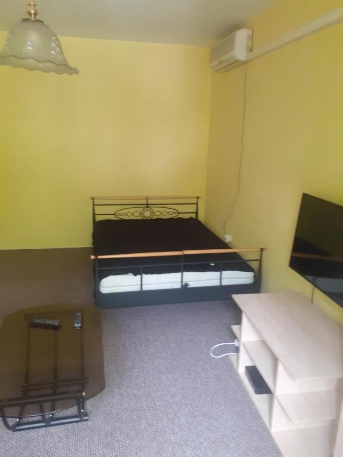 Jokai Apartman Bekescsaba Exterior photo